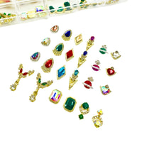 Mixed Crystals and Gold Charm 2 - HYBA BEAUTY